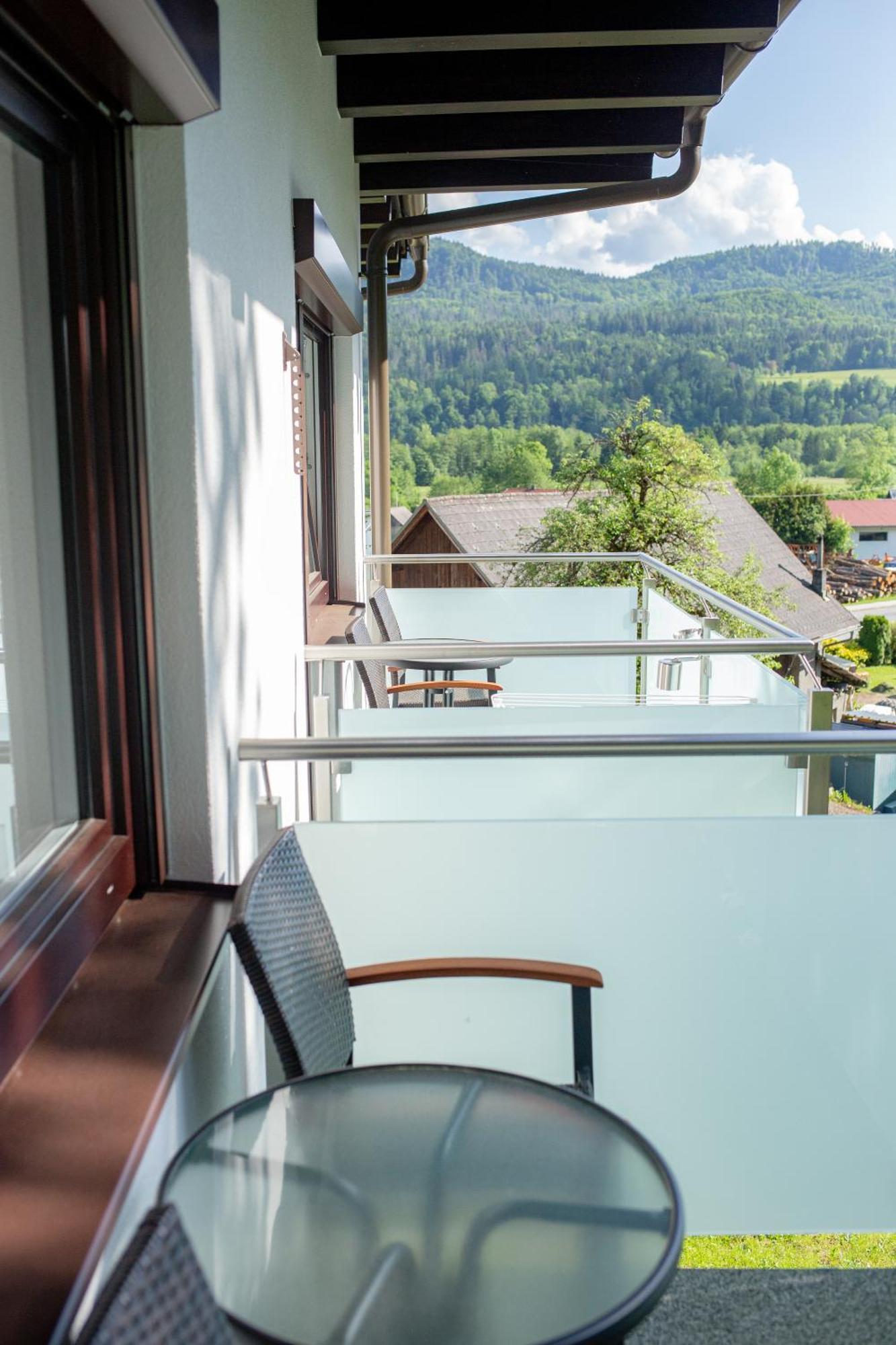 Hotel Gabriel Keutschach am See Esterno foto